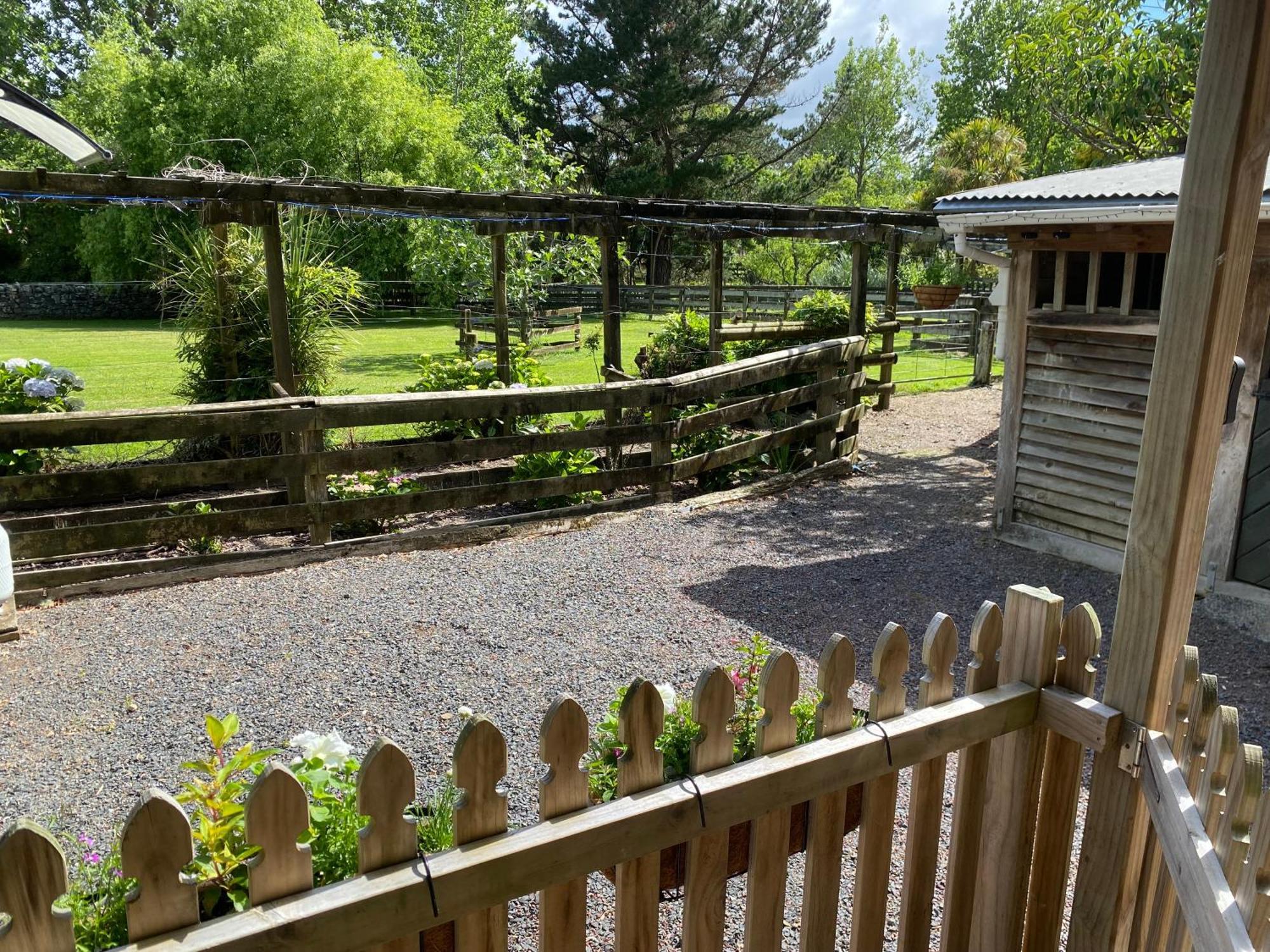 Willows Reach Lodge Kumeu Buitenkant foto